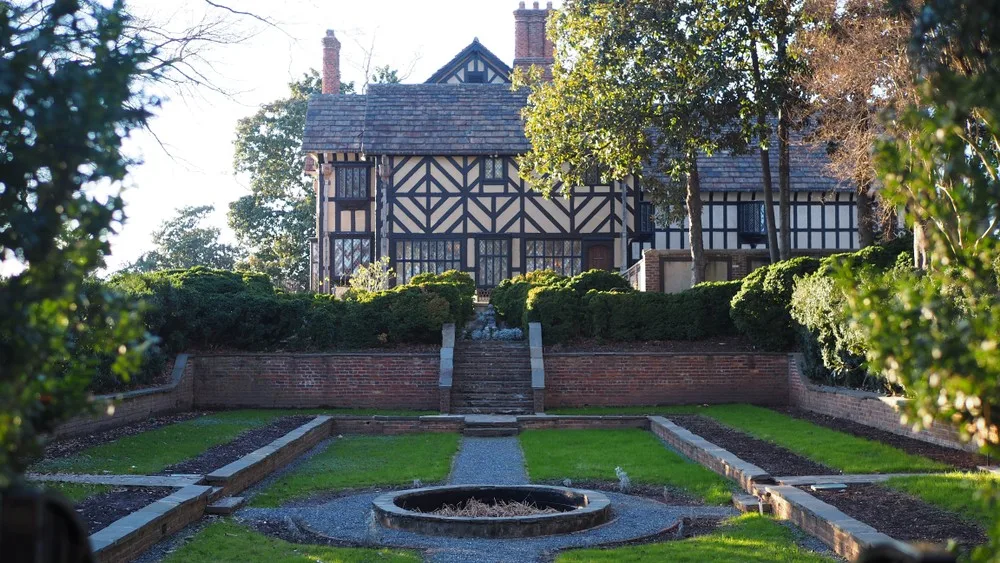 Agecroft Hall & Gardens