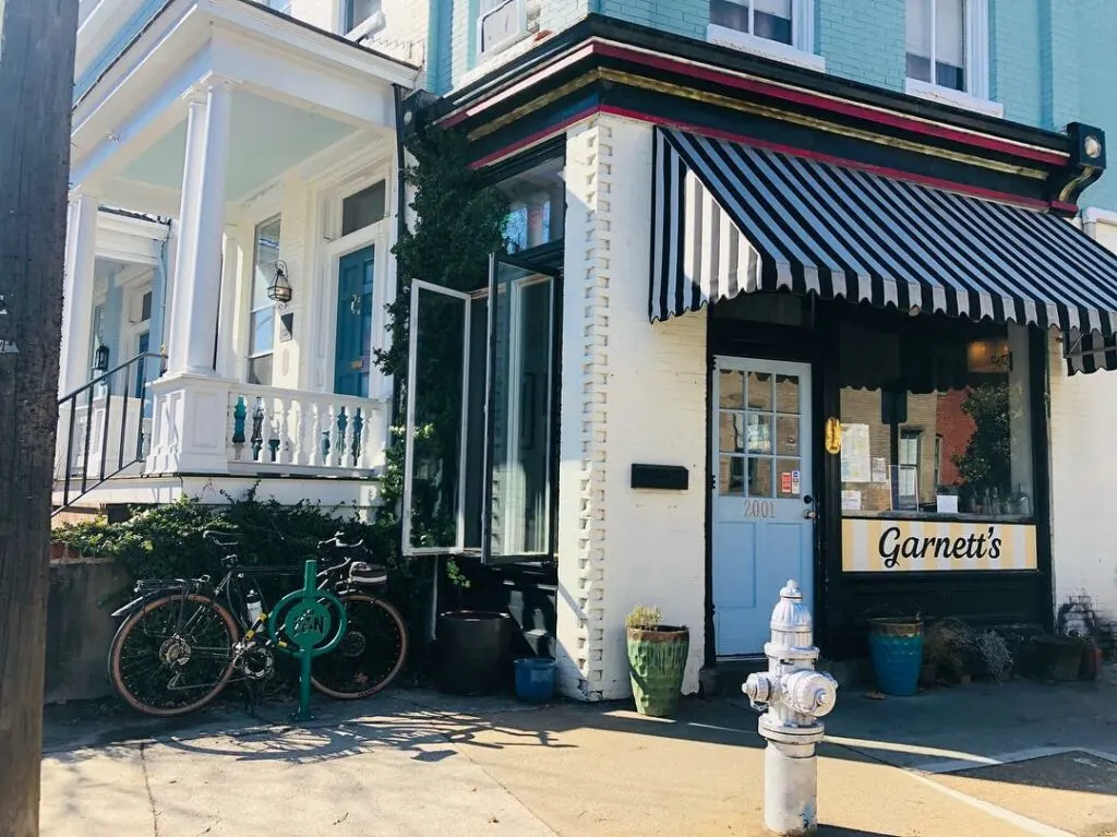 Garnett's Cafe
