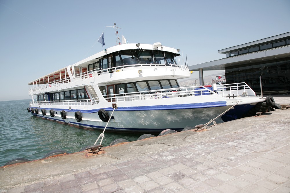 Main Street Lake Cruises