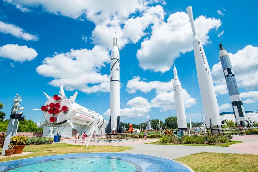 The Kennedy Space Center (Florida)