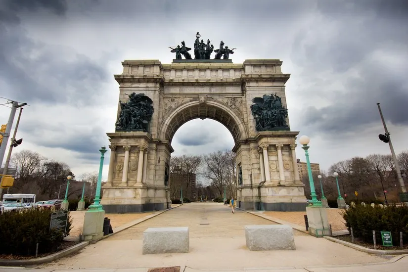 Grand Army Plaza
