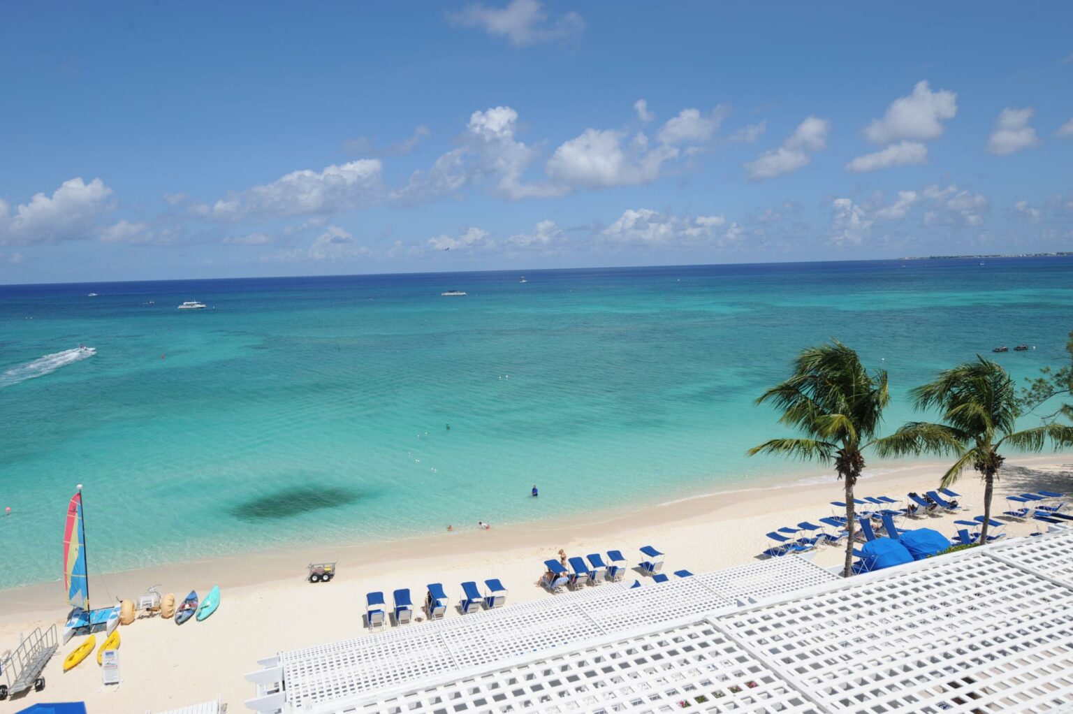 12 Best Cayman Islands All Inclusive Resorts (2023) With Reviews