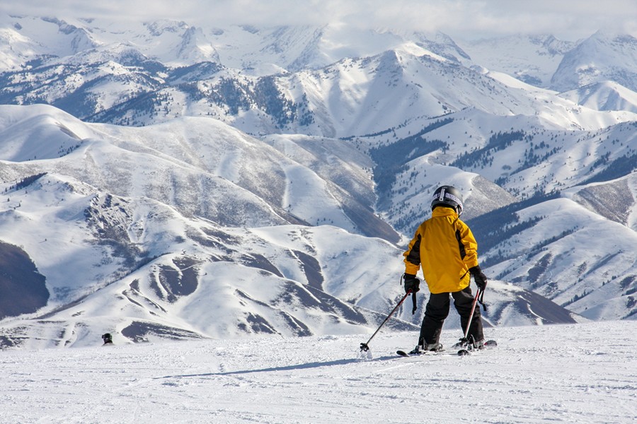 12 Best Idaho Ski Resorts For a Fun an Amazing Winter Vacation (2024) - OBP