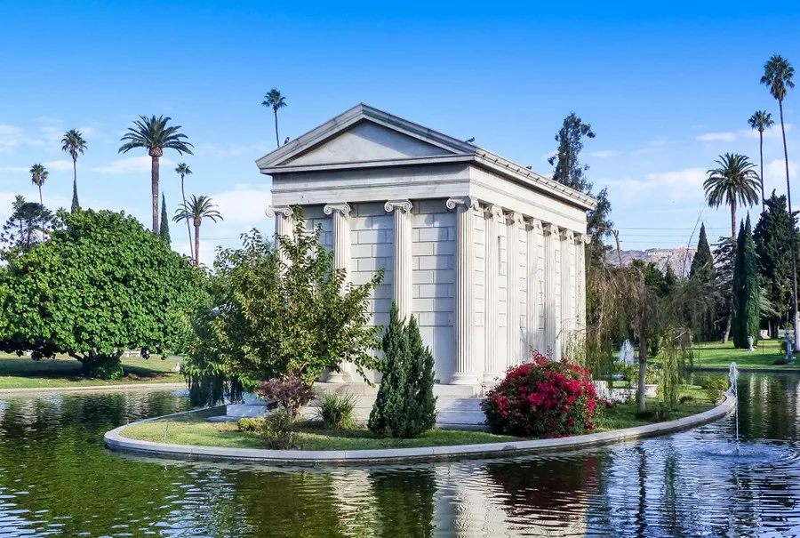 Hollywood Forever Cemetery, Los Angeles