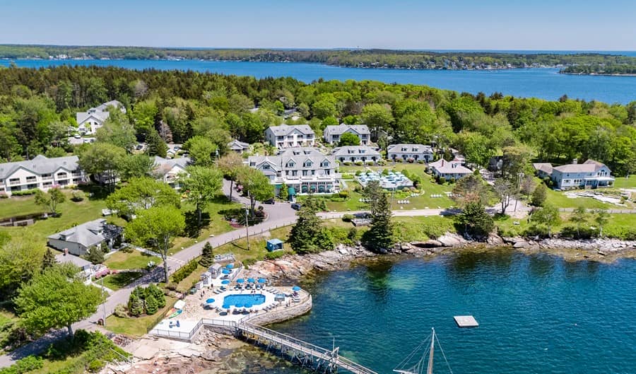 32 Best Maine Resorts (2025) With Reviews