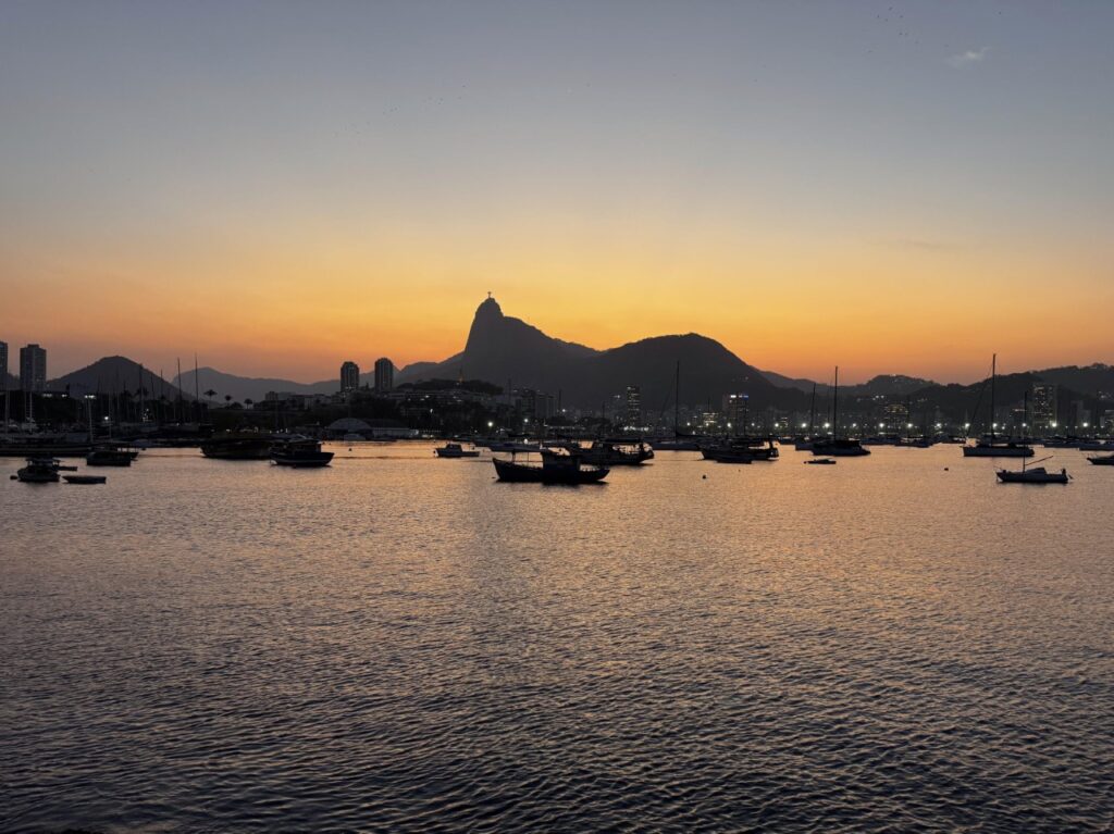 Catch Sunset at Mureta da Urca — Golden Hour Magic