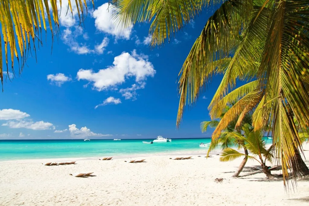 budget beach resorts in Mexico