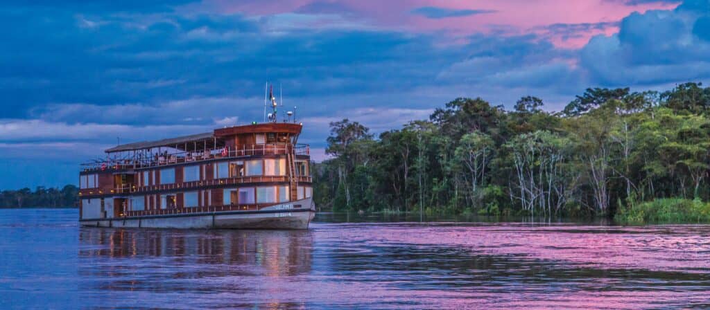 Amazon Cruise - Hero Wild Peru Escape