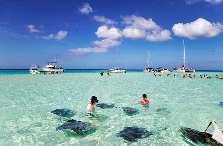 Cayman Islands: 2025-2026 Travel & Safety Guidelines