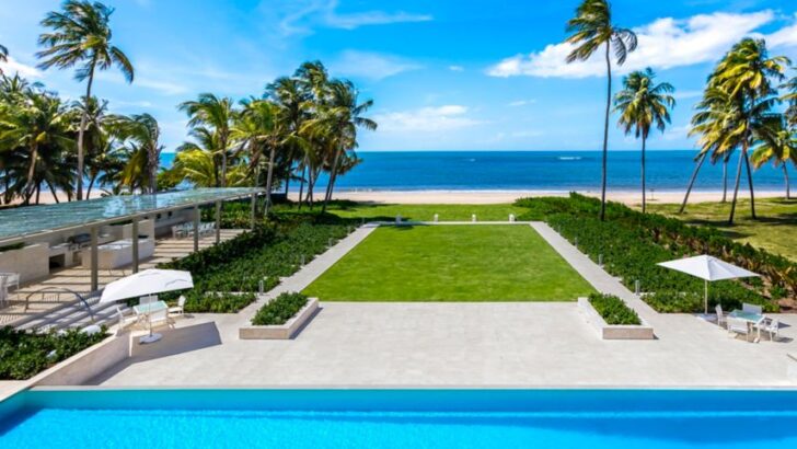 The St. Regis Bahia Beach Resort