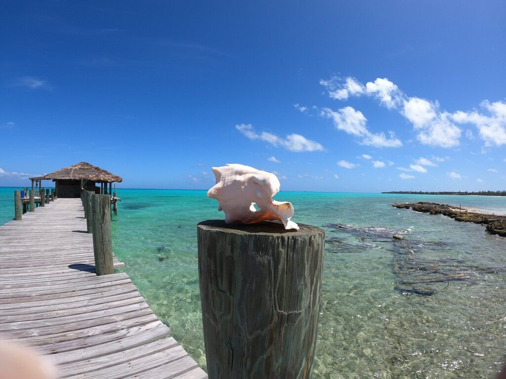 Small Hope Bay Lodge